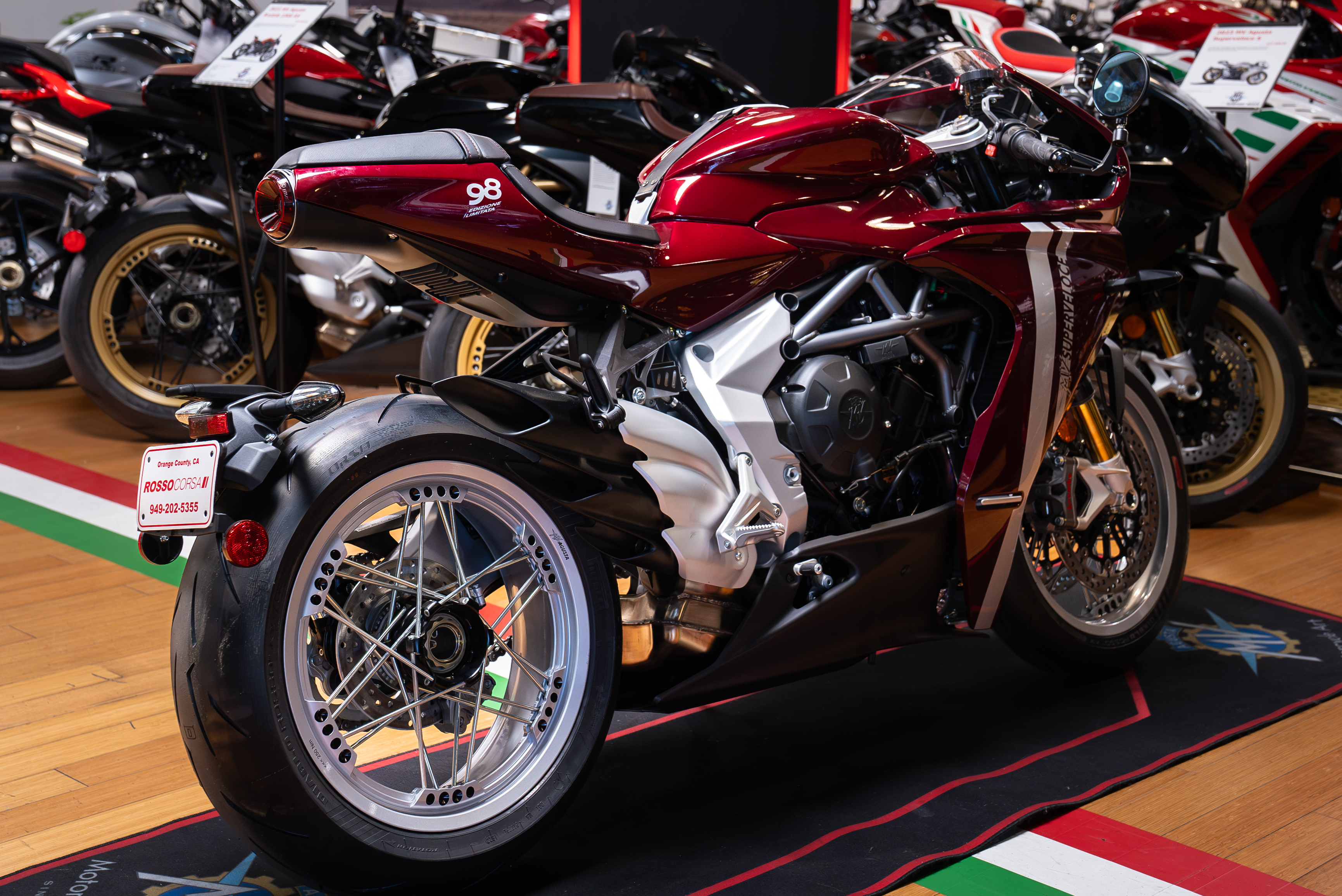 2024 MV Agusta Superveloce 98 Edizione Limitata 2024 MV Agusta Superveloce 98 Edizione Limitata