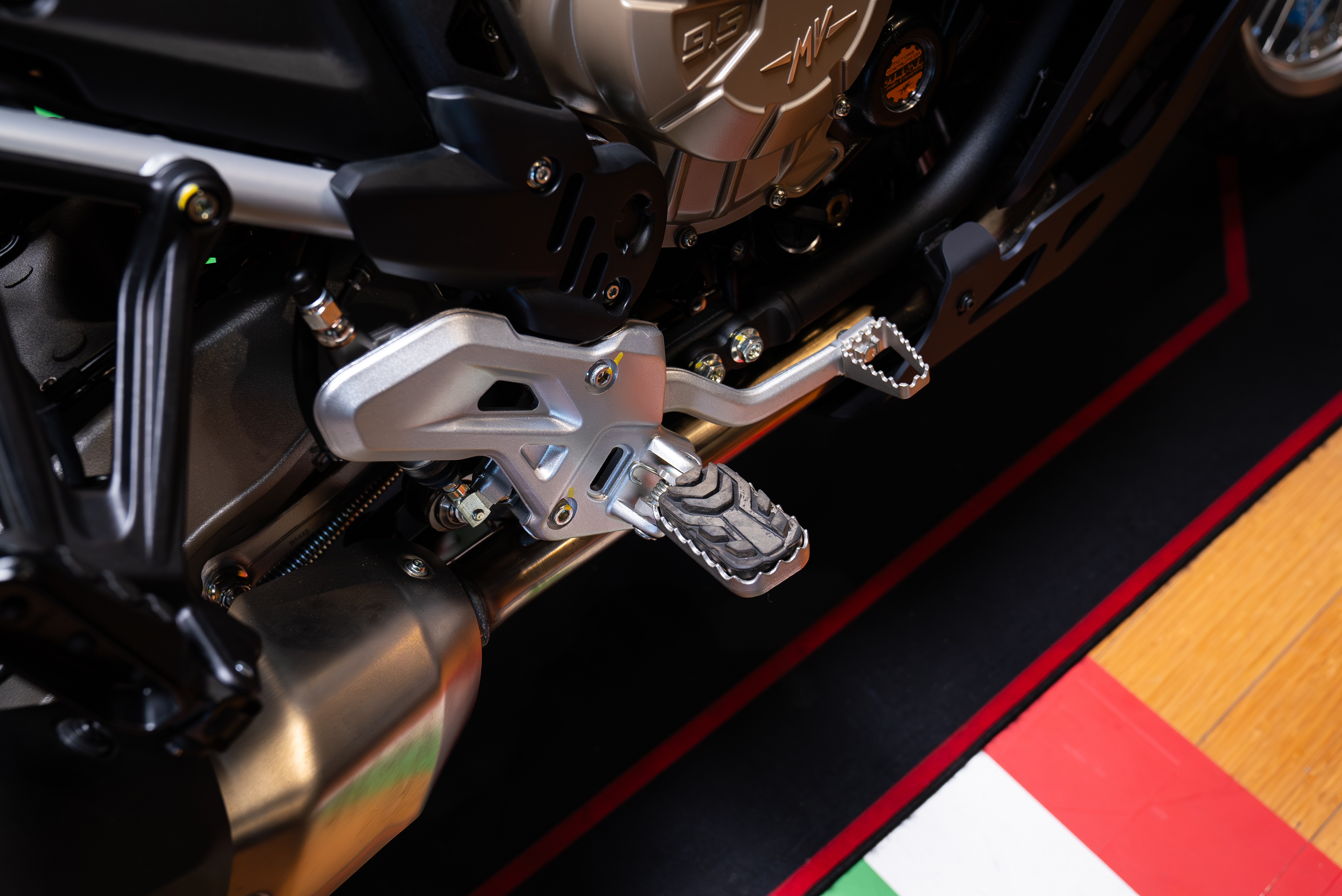 2024 MV Agusta LXP Orioli Edizione Limitata 2024 MV Agusta LXP Orioli Edizione Limitata