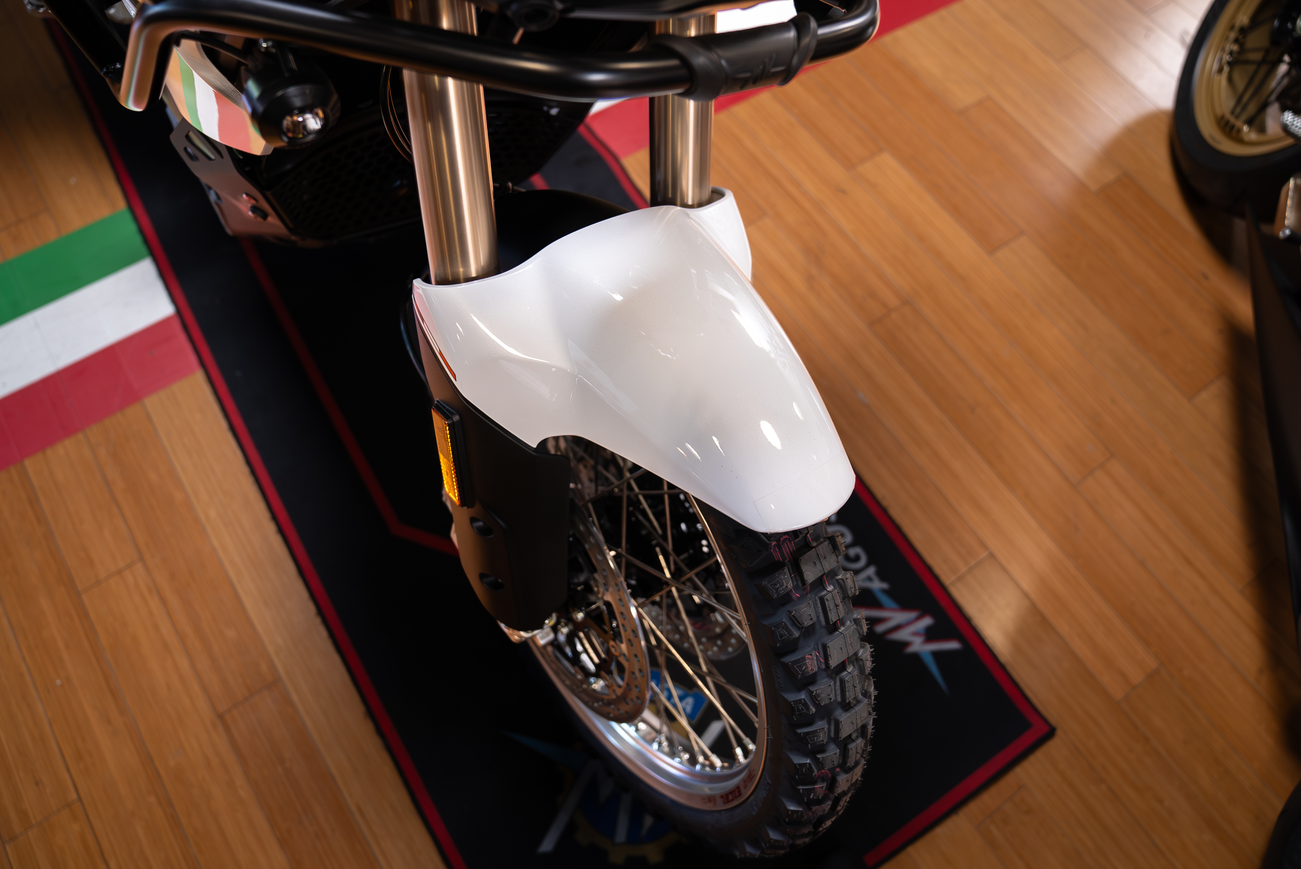 2024 MV Agusta LXP Orioli Edizione Limitata 2024 MV Agusta LXP Orioli Edizione Limitata